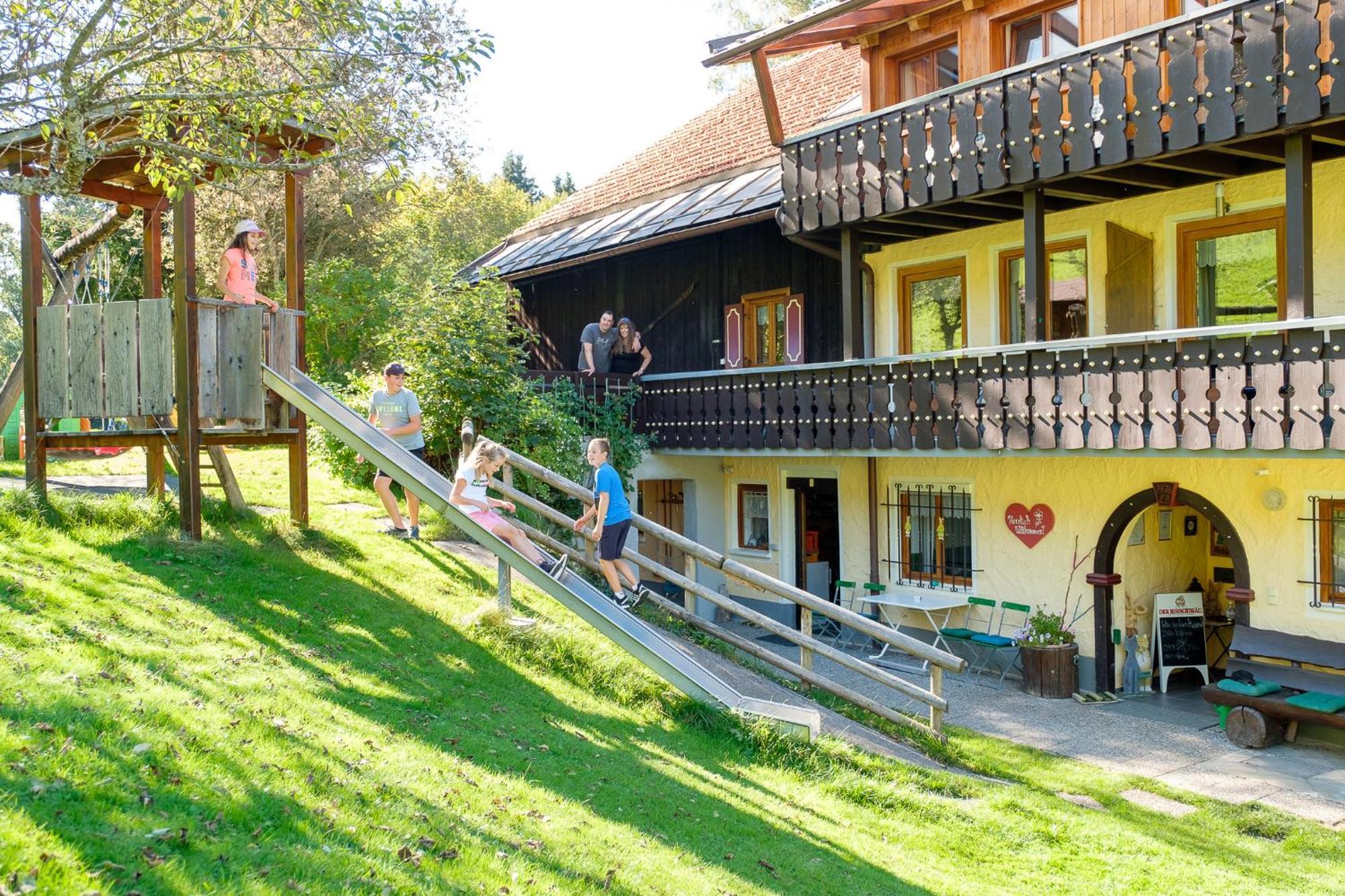 Gaestehaus Schlegel กุนเซสรีด ภายนอก รูปภาพ