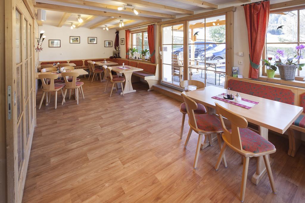 Gaestehaus Schlegel กุนเซสรีด ภายนอก รูปภาพ