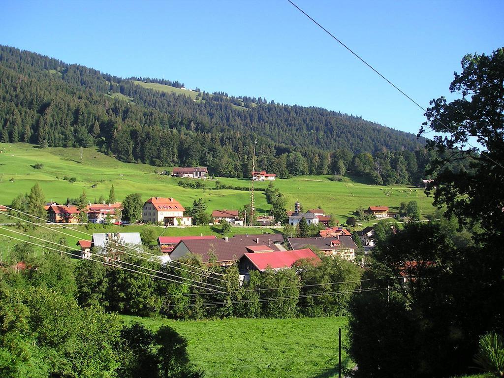 Gaestehaus Schlegel กุนเซสรีด ภายนอก รูปภาพ