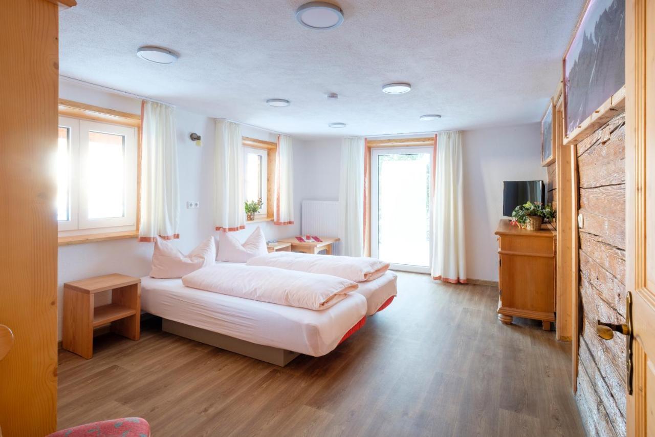 Gaestehaus Schlegel กุนเซสรีด ภายนอก รูปภาพ